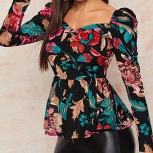 NWOT Floral Sweetheart Peplum full sleeve blouse